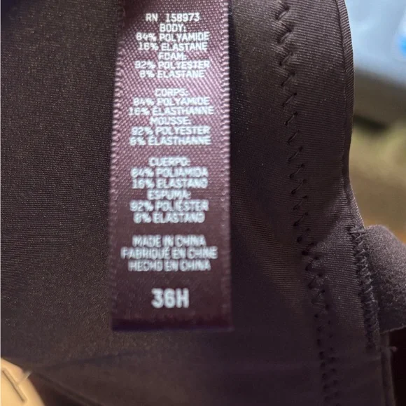 SKIMS Dark Brown Seamless Plunge Bra - Picture 5 of 5